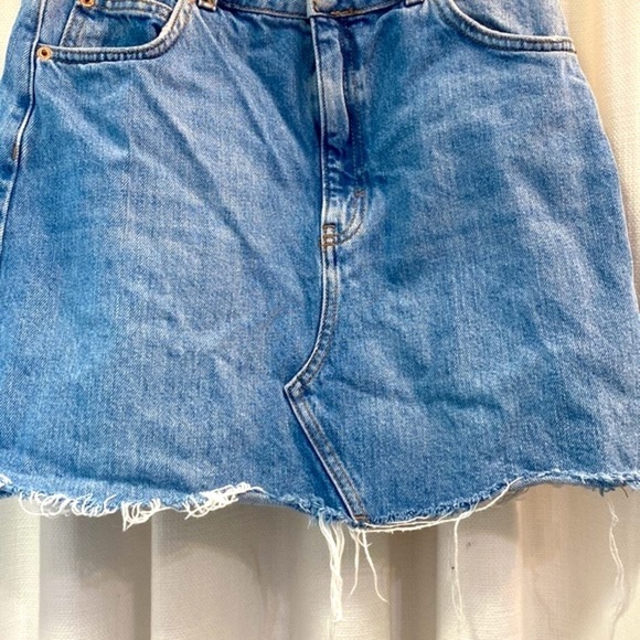 Women’s TopShop Distressed Blue Jean Skirt Size 6 - Picture 3 of 6